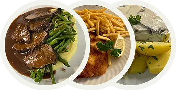 Drei Teller mit verschiedenen Gerichten: links Rinderbraten mit grünen Bohnen und Kartoffelpüree, Mitte Pommes frites auf einem Teller, rechts Fischfilet mit Sahnesauce und Kartoffeln.